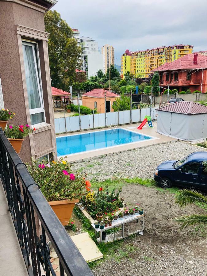 #Home-11 Batumi Exterior photo